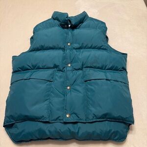 Woolrich Vintage 80s Turquoise Down Puffer Vest